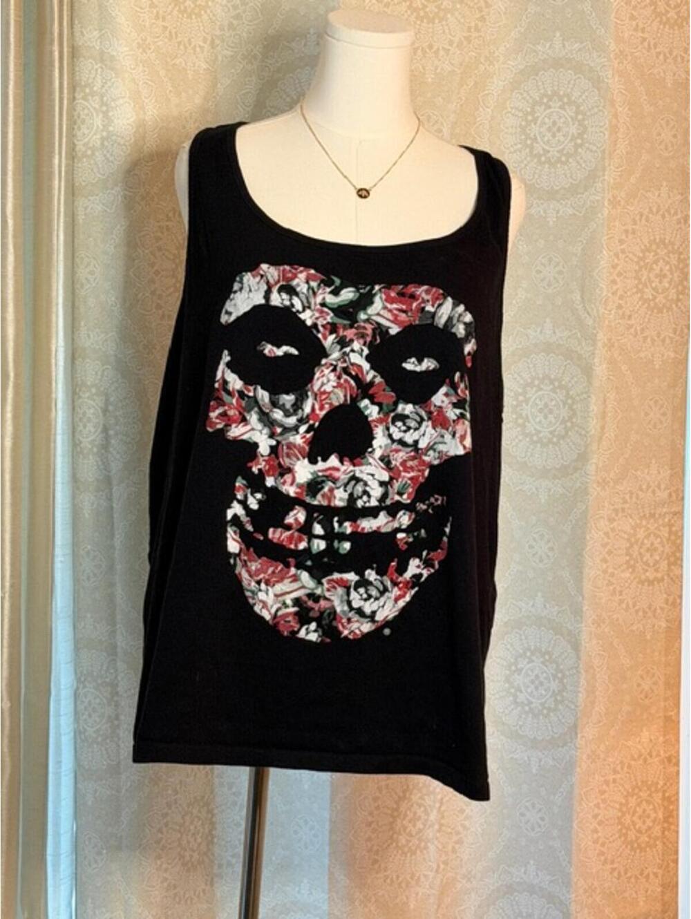Black Floral Skull Tank Top Size 4 Graphic Goth Shirt